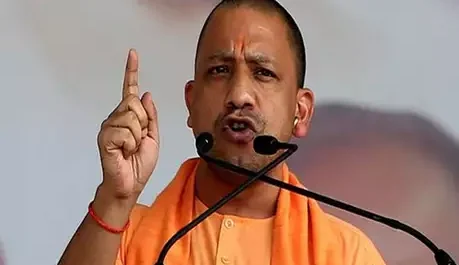 संकटग्रस्त राज्य केरल को वापस पटरी पर लाने के लिए यूपी सरकार करेगी बाढ़ पीड़ितों को 15 करोड़ की आर्थिक मदद
