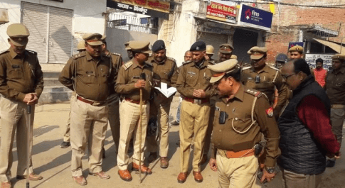 राष्ट्रपति, प्रधानमंत्री और मुख्य मंत्री सिर्फ आदेश दे सकता है. दारोगा तो किसी को भी मिट्टी में मिला सकता है: चौकी इंचार्ज