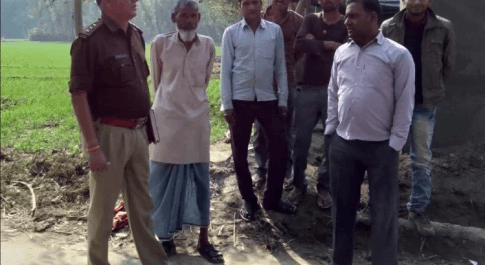 बेहतर चिकित्सा सुविधा के साथ मुफ्त एंबुलेंस देने का दावा रहा झूठा, पिता को ठेलिया पर लेकर 5 किमी दूर पहुंचे अस्पताल नहीं मिला डॉक्टर
