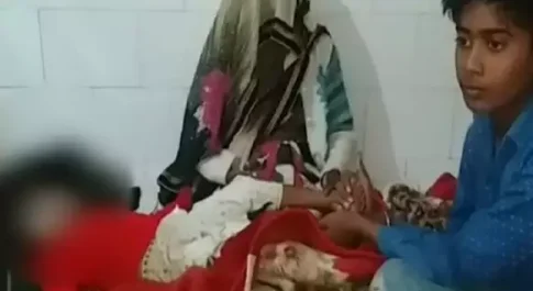 3 साल की बच्ची को चॉकलेट बताकर मुंह में फोड़ा सुतली बम