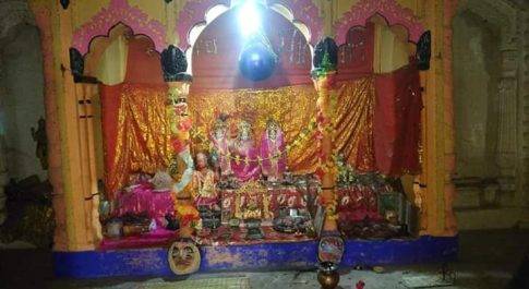 ठाकुर द्वार मन्दिर से अष्टधातु की करोड़ की मूर्ति चोरी