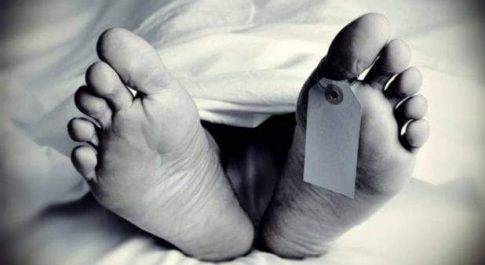 सड़क किनारे मिला छात्रा का शव, दुष्कर्म कर हत्या की आशंका