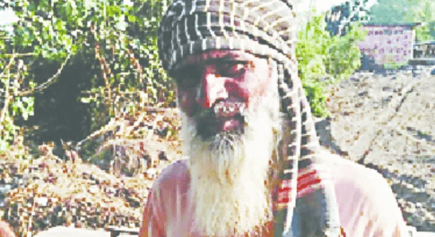 चूल्हा बेचने वाले बजुर्ग को दाढ़ी नोच कर की पीटाई, गांव में तनावपूर्ण स्थिति बनी