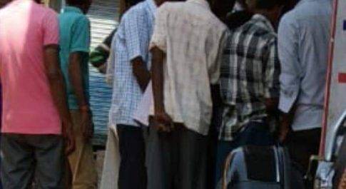 पुलिस की सांठगांठ से शहर के बीचोबीच चल रहे सटटेबाजी के अडडे