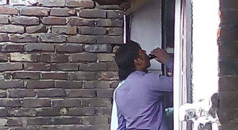 डीएम साहब यहां बर्बाद हो रहे युवा, मेडिकल स्टोरों पर खुलेआम बिक रही नशीली दवाइयां