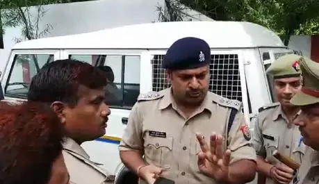 बाइक सवार बदमाशों ने ki राजभवन के सामने से 20 लाख की लूट, एक की हुई मौत