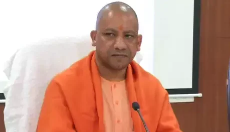 भ्रष्टाचार के खिलाफ एक्शन में आई योगी सरकार,गोंडा, फतेहपुर में तैनात किए नए डीएम