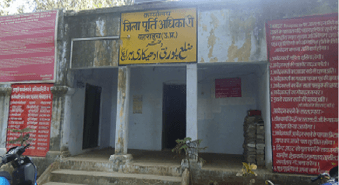 कार्यवाही के बाद भी नहीं लगी कोटेदारों की धांधली पर रोक