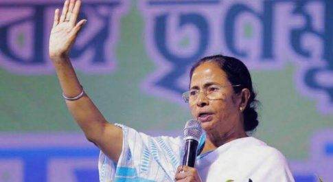 ममता ने फूंका 2019 लोकसभा चुनाव का बिगुल,’फेडरल फ्रंट’ का प्लान किया तैयार