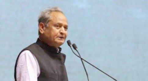 अमित शाह ने पूरा जोर गजेन्द्र सिंह शेखावत को अध्यक्ष बनाने के लिए लगाया फिर भी वसुंधरा जी के सामने झुक कर सलाम करना पड़ा:अशोक गहलोत