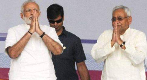 क्या आमने सामने होंगे मोदी और नितीश, महागठबंधन में लौटने के दिए गए संकेत