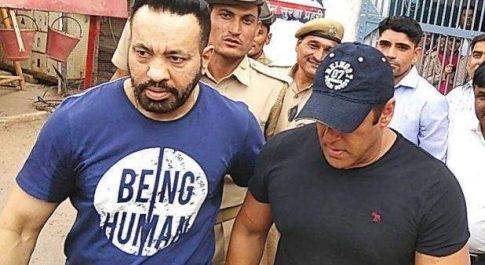 सलमान को जमानत मिलने से प्रशंसकों में खुशी,उमड़ी भीड़, खाली कराया एयरपोर्ट का रास्ता