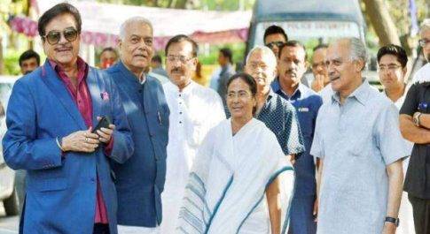 सीएम ममता तीसरे मोर्चा बनाने की तैयारी में, BJP के बागी नेताओं से की मुलाकात