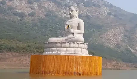 सीएम नितीश ने राजगीर में किया भगवान बुद्ध की 70 फीट ऊंची नवनिर्मित प्रतिमा का अनावरण