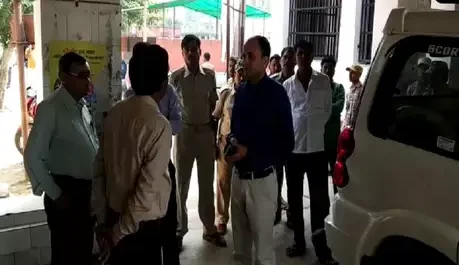 अस्पताल परिसर में आवारा सूअर बना रहा था शिशु के शव को निवाला, लोग हुए हैरान