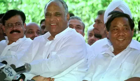 पांचवींं बार संसद में प्रतिनिधित्व कर रहे तारिक अनवर अगला चुनाव लड़ सकते है कांग्रेस के टिकट पर