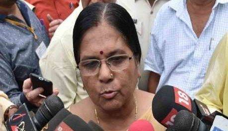 बढती ही जा रही है पूर्व मंत्री मंजू वर्मा मुश्किलें, आर्म्स एक्ट का मामला दर्ज