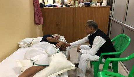 आज कांग्रेस कमजोर इसलिए ऐसी गठबंधन के लिए मजबूर है कांग्रेस :अशोक गहलोत