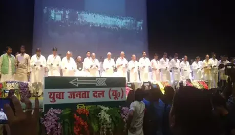 सीएम नितीश ने कहा -हम वोट के लिए काम नहीं करते, भ्रष्टाचार और सांप्रदायिकता से कभी समझौता नहीं करतें
