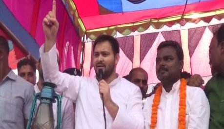तेजस्वी ने नीतीश से कहा -उपचुनावों में हार की जिम्मेदारी लेते हुए पद से इस्तीफा दें