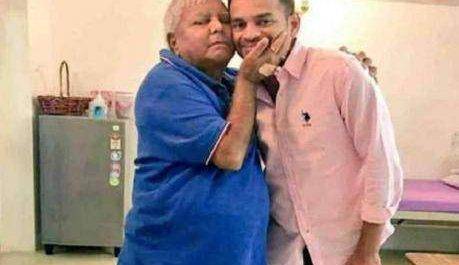 तीन दिनों की पैरोल मिली तो लालू पहुंच गए पटना, बेटे तेजप्रताप की शादी में होंगे शरीक