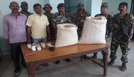 होटल की आड़ में हो रहा था अफीम का कारोबार पुलिस व एएसएसबी टीम ने किया खुलासा