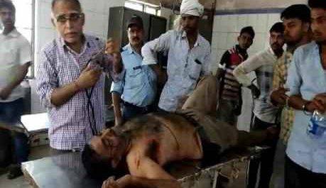 बेख़ौफ़ बदमाशों ने बैंक कर्मचारी को गोलियों से किया छलनी, लूट की और आराम से चलते बने