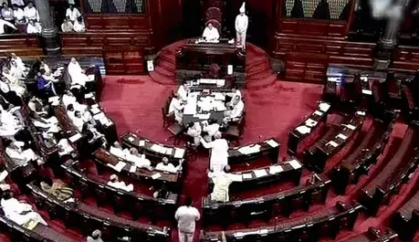 देश के बैंकों का पैसा लेकर भागने वालों पर नकेल कसने के लिए पास हुआ भगोड़ा विधेयक