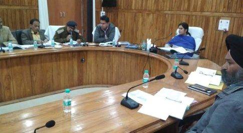जनपद के भूमिहीनों को सार्वजनिक वितरण प्रणाली से आच्छादित किया जाए: संजीव कुमार