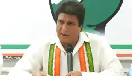 उद्योगपतियों से हज़ारों करोड़ के निवेश का दावा, फिर भी यूपी का युवा है बेरोजगार:राजबब्बर