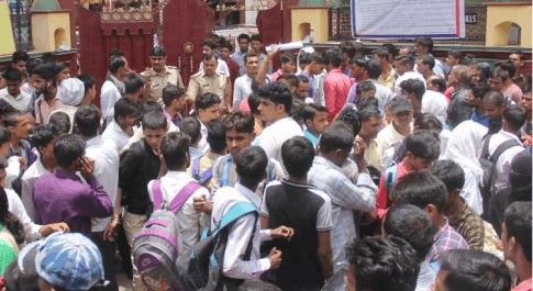यूपी पुलिस भर्ती में क्रीमी लेयर से नीचे के अभ्यर्थियों को मिलेगा आरक्षण का लाभ