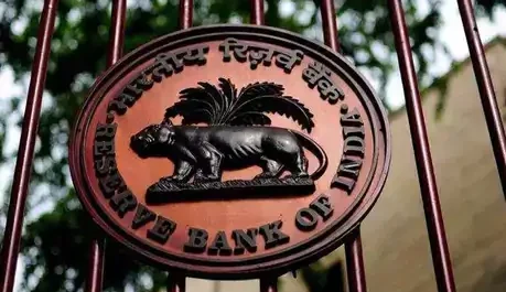 सरकार का आरबीआई से 3.6 या एक लाख करोड़ रुपये मांगने का कोई प्रस्ताव नहीं :आर्थिक विभाग सचिव