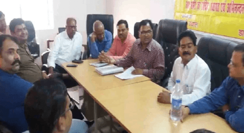 चिकित्सा अधिकारियों ने डीएम पर उत्पीड़न करने के लगाये आरोप, दिया सामूहिक त्यागपत्र