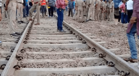 मरम्मत के दौरान ट्रेन से काटकर 4 गैंगमैन हुई मौत, मचा हाहाकार