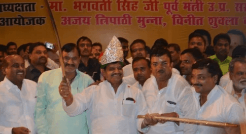 शिवपाल की बढ़ने लगी ताकत, सपा, कांग्रेस व बसपा के कई जिलों के नेताओं ने थमा समाजवादी सेकुलर मोर्चे का हाथ