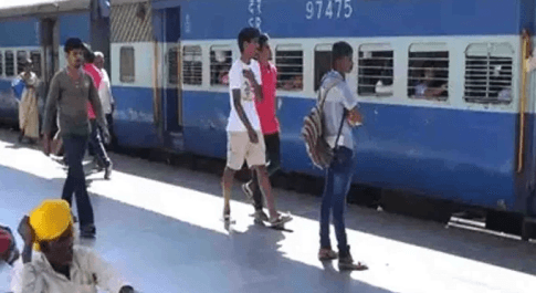 त्योहार के मद्दे नजर रेलवे शुरू करने जा रहा है पांच स्पेशल ट्रेन