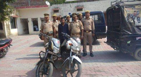 चोरी की 2 मोटरसाइकिल के साथ शातिर चोर गिरफ्तार