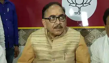 क्या बीजेपी के लिए शिवपाल की सेक्युलर मोर्चा गठबंधन की राजनीति का काट है