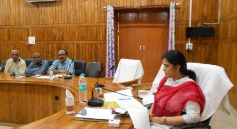 खाद्य सुरक्षा से सम्बन्धित लम्बित वादों के निस्तारण में तेज़ी लायी जाये: जिलाधिकारी