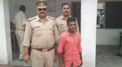 मुकदमे में वांछित चल रहा एक नफर अभियुक्त गिरफ्तार
