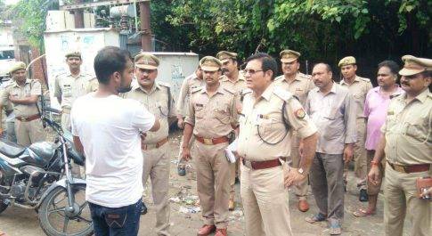 बहराइच फायरिंग मामले में मौके पर पहुँच कर पुलिस अधीक्षक ने किया निरीक्षण,अभियुक्त गिरफ्तार