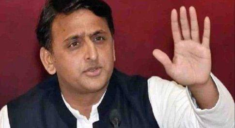 ईवीएम खराबी पर अखिलेश ने जताई चिंता, कहा-ऐसे तो लोकतंत्र की बुनियाद हिल जाएगी
