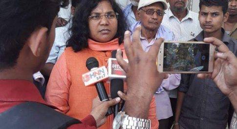 सरकार नकली विकास का झुनझुना पकड़ाकर बहुजन समाज को गुमराह न करे :सावित्री बाई फुले