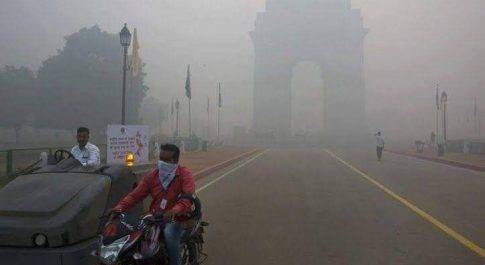 31 मार्च से शुरू होगी फिल्मकार हंसल मेहता की फिल्म ‘द एक्सिडेंटल प्राइम मिनिस्टर’ की शूटिंग
