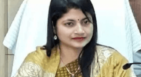IAS बी चंद्रकला के आवास समेत कई ठिकानों पर CBI ने की छापेमारी 