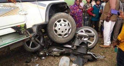 महराजगंज। बोलेरो ने बाइक सवार को रौदा मौके पर हुई मौत