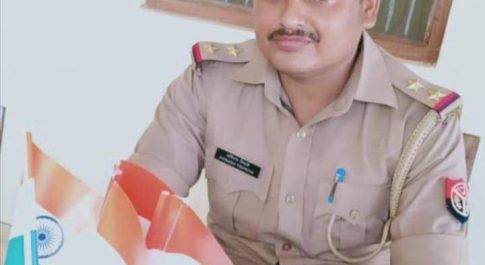 महाराजगंज । एसपी प्रदीप गुप्ता ने लेहरा चौकी इंचार्ज को किया लाइन हाजिर