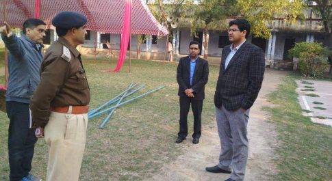 निर्वाचन व्यवस्थाओं के लिए डीएम ने किया गल्ला मण्डी व केडीसी का भ्रमण 