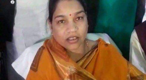 बीजेपी सांसद गिरिराज सिंह की सीट से लोकसभा चुनाव लड़ सकती है वीणा देवी