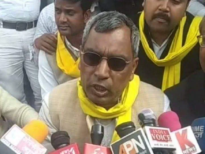 राजभर ने कहा -सहयोगी दलों को साथ लेकर चले तो फिर बनेगी बीजेपी की सरकार मोदी होंगे पीएम